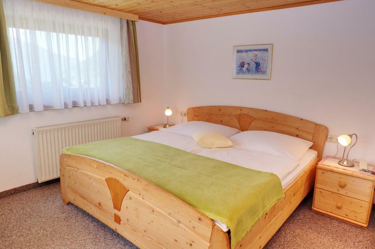 Landhaus Hinteregger Bad Kleinkirchheim Εξωτερικό φωτογραφία